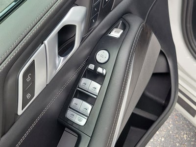 2025 BMW X7 xDrive40i M
