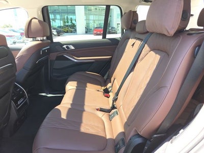 2023 BMW X7 xDrive40i