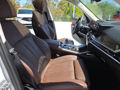 2023 BMW X7 xDrive40i