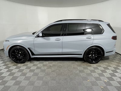 2025 BMW X7 xDrive40i