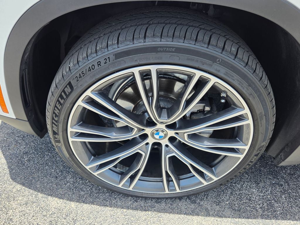 2025 BMW X4 xDrive30i