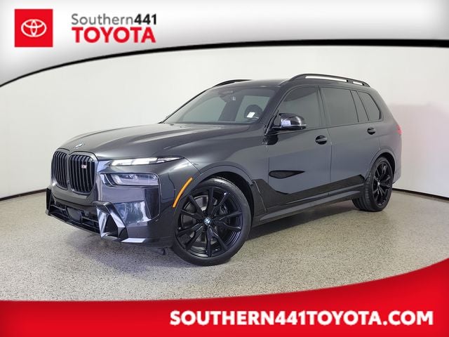 2024 BMW X7 M60i