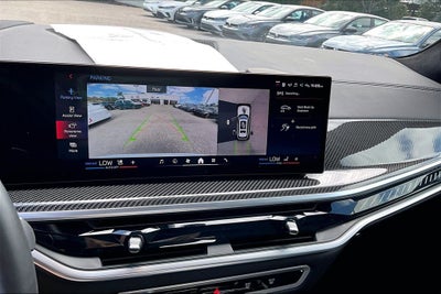 2026 BMW X7 M60i