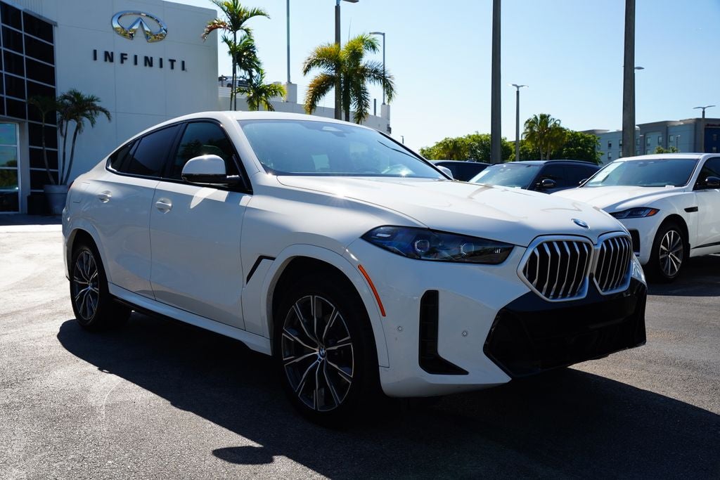 2025 BMW X6 xDrive40i