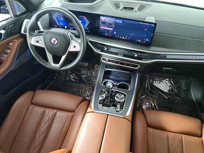 2025 BMW X7 ALPINA XB7