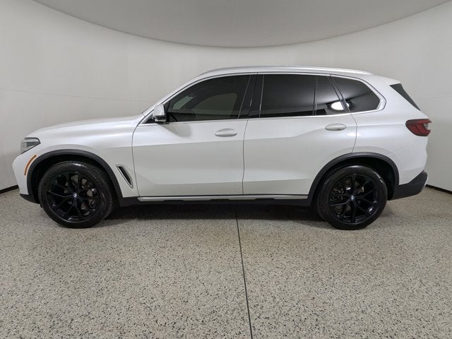 2022 BMW X5 sDrive40i Sports Activity Vehicle