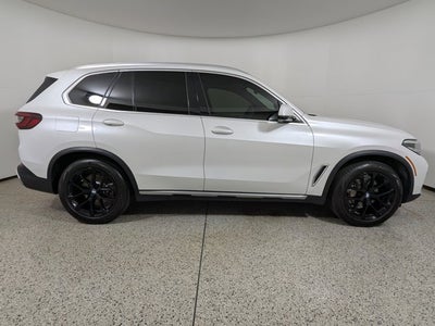 2022 BMW X5 sDrive40i Sports Activity Vehicle