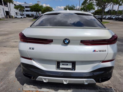 2022 BMW X6 M50i
