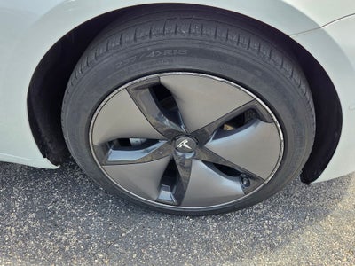 2018 Tesla Model 3 Mid Range