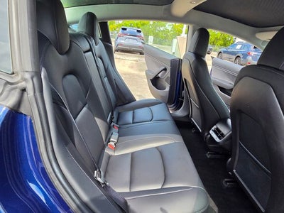 2019 Tesla Model 3 Mid Range