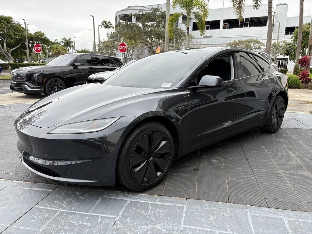 2025 Tesla Model 3 Long Range