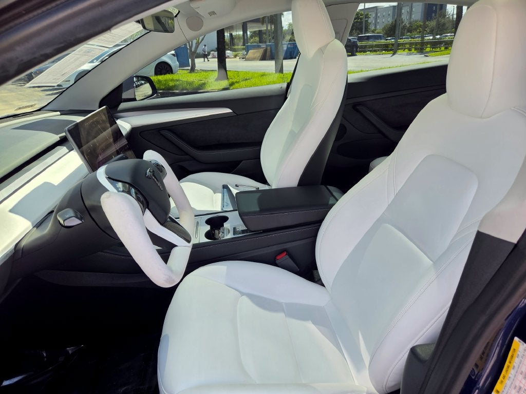2023 Tesla Model 3 Performance