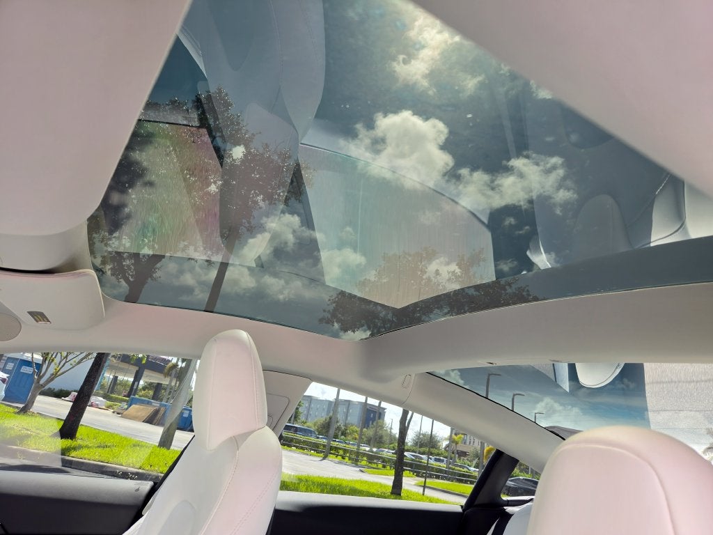 2023 Tesla Model 3 Performance