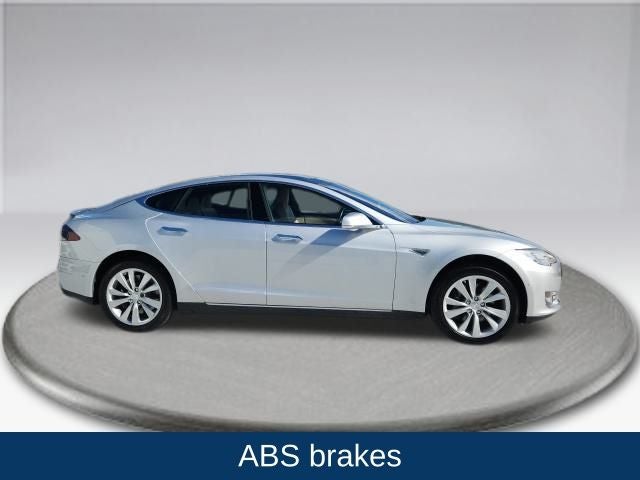 2016 Tesla Model S 90D