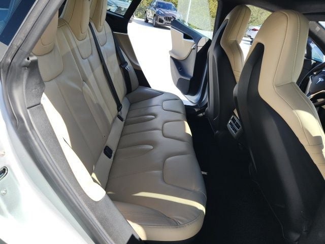2016 Tesla Model S 90D