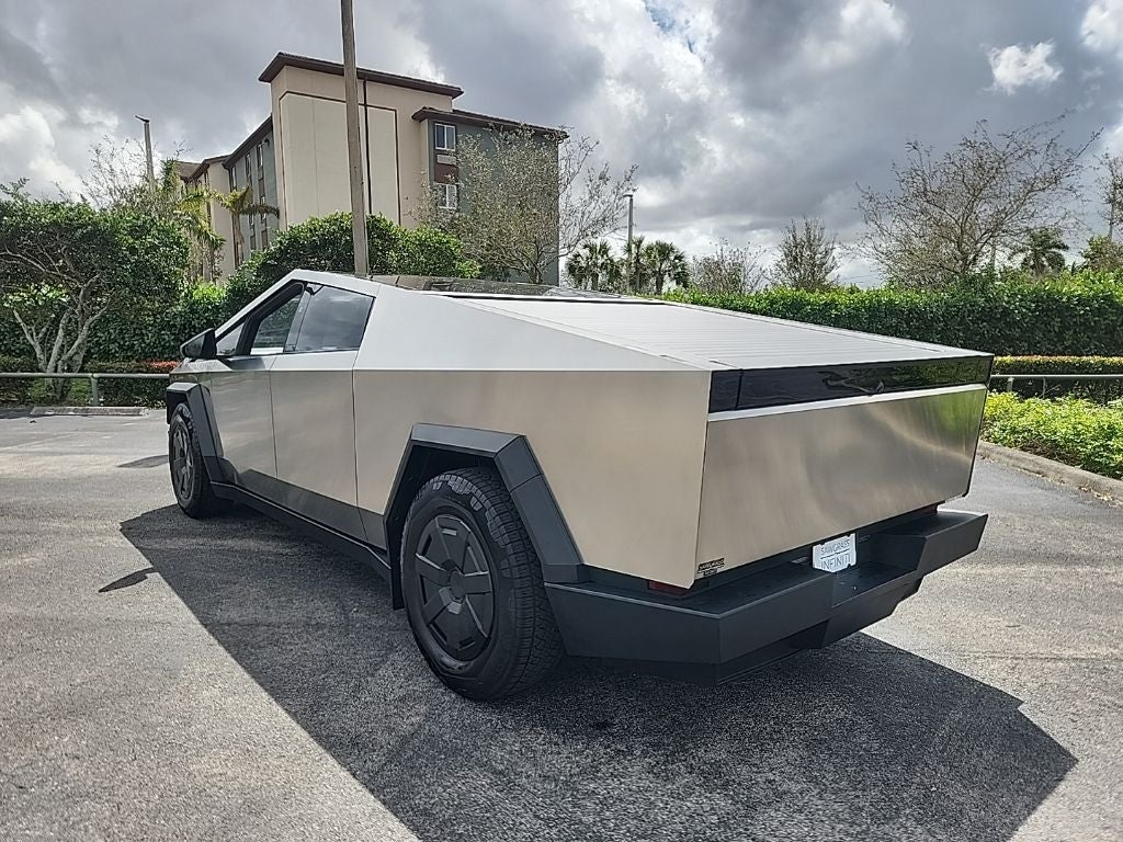 2025 Tesla Cybertruck Base