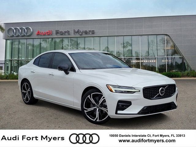 2025 Volvo S60 B5 Plus