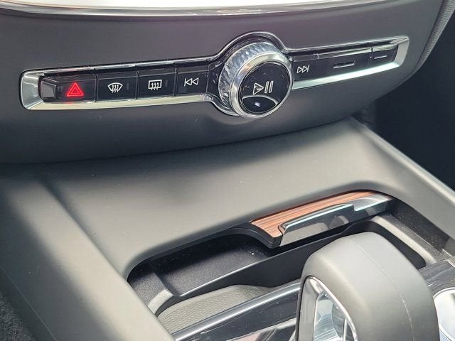 2025 Volvo S60 B5 Plus