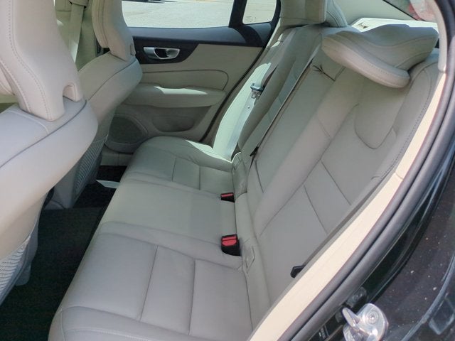 2024 Volvo S60 Plus Dark Theme