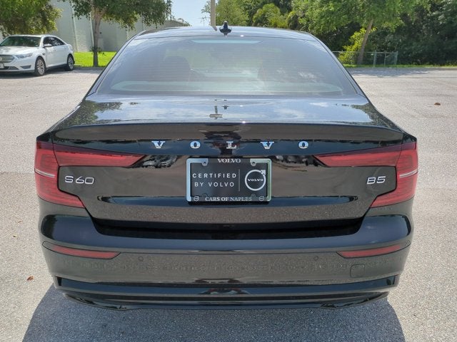 2024 Volvo S60 Plus Dark Theme