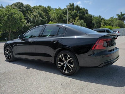 2024 Volvo S60 Plus Dark Theme