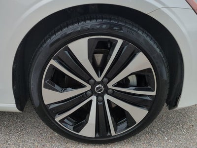 2022 Volvo S60 Momentum