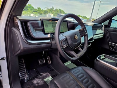 2024 Rivian R1S Adventure Dual Motor Standard Pack
