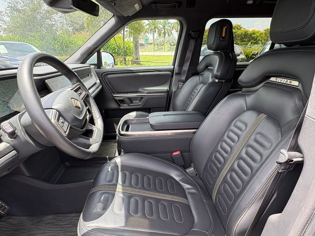 2024 Rivian R1S Adventure Dual Motor Large Pack