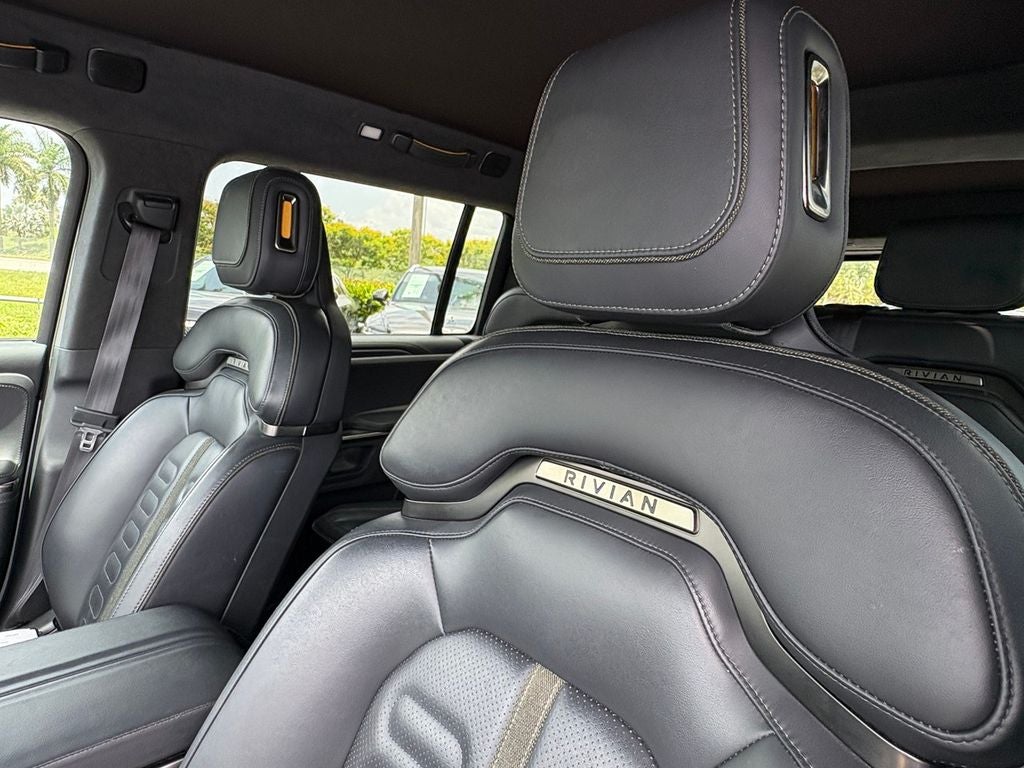 2024 Rivian R1S Adventure Dual Motor Large Pack