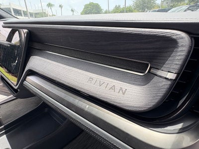 2024 Rivian R1S Adventure Dual Motor Large Pack