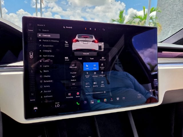 2022 Tesla Model X Plaid