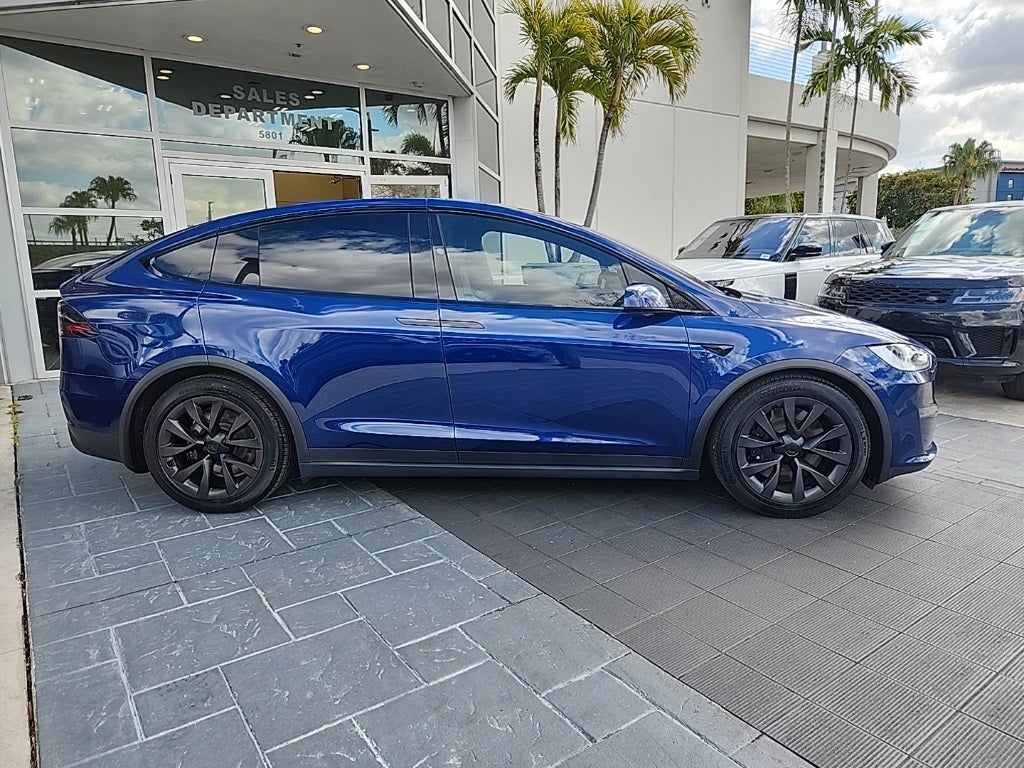 2024 Tesla Model X Base