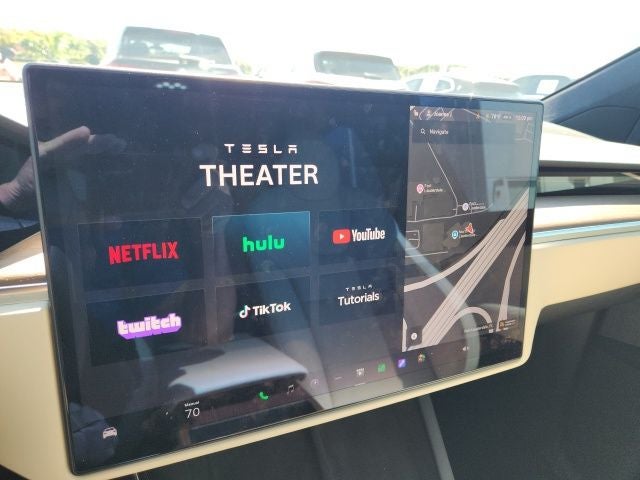 2022 Tesla Model X Base