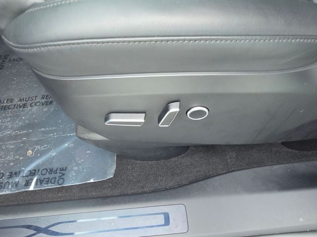 2022 Tesla Model X Base