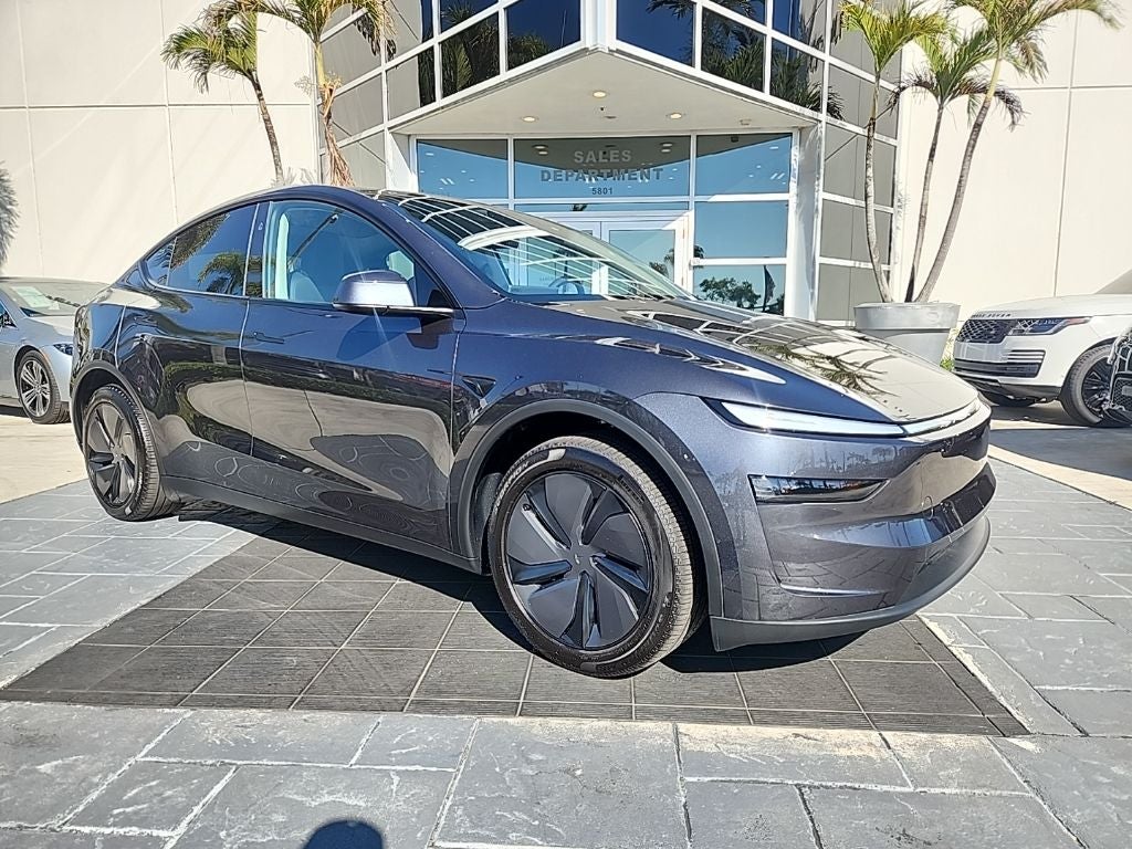 2026 Tesla Model Y Premium