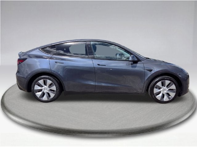 2023 Tesla Model Y Standard Range