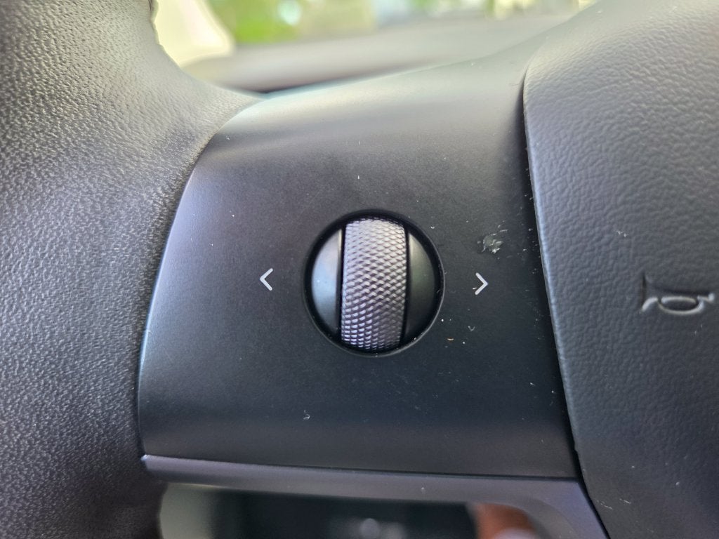 2024 Tesla Model Y Performance