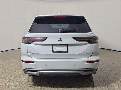 2026 Mitsubishi Outlander SE