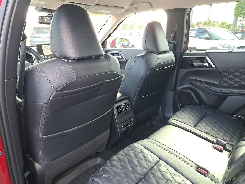 2023 Mitsubishi Outlander PHEV 40th Anniversary