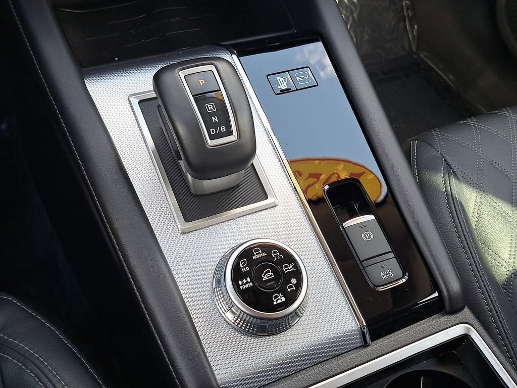 2023 Mitsubishi Outlander PHEV 40th Anniversary