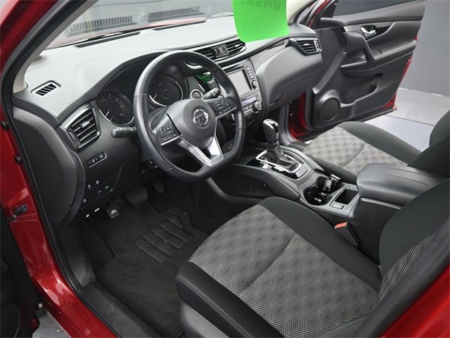 2022 Nissan Rogue Sport SV