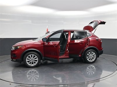 2022 Nissan Rogue Sport SV