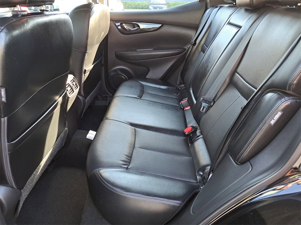 2022 Nissan Rogue Sport SL