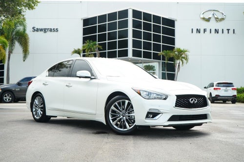 2023 INFINITI Q50 LUXE
