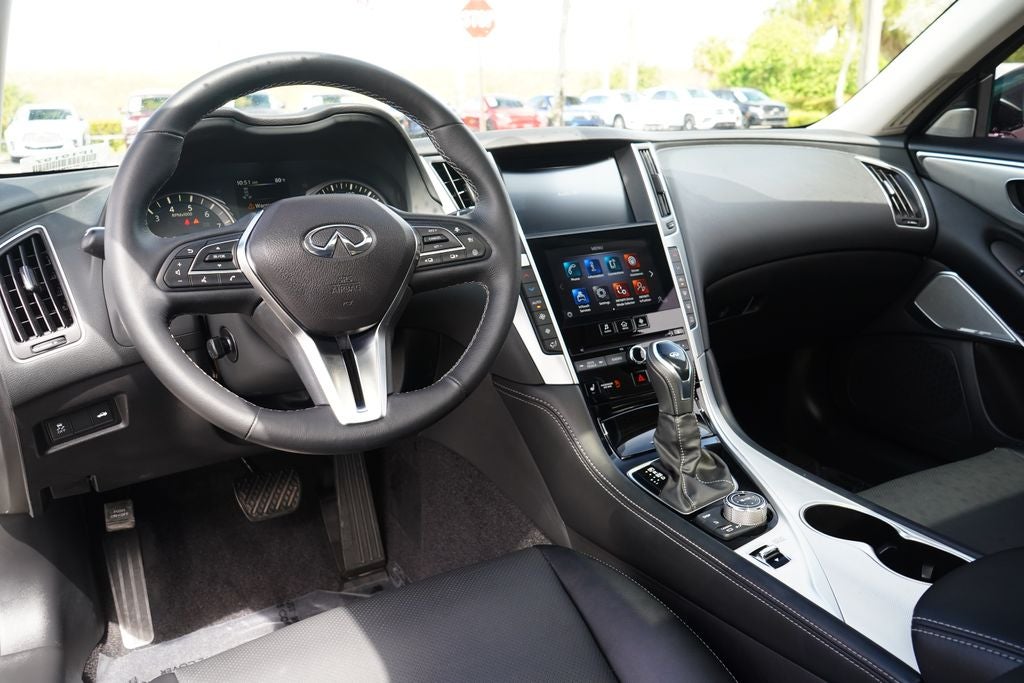 2023 INFINITI Q50 LUXE