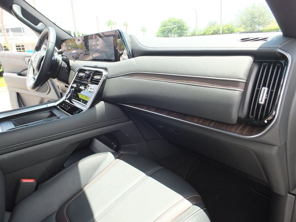 2025 Nissan Armada SL