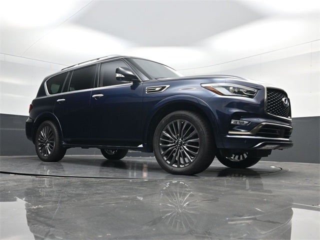 2023 INFINITI QX80 Premium Select