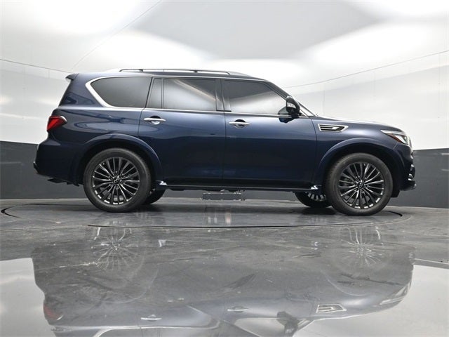 2023 INFINITI QX80 Premium Select