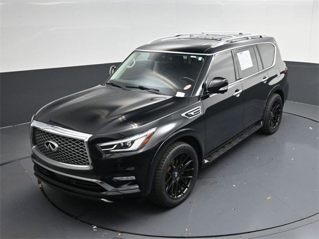 2021 INFINITI QX80 LUXE