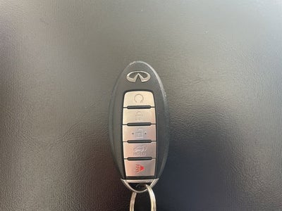 2017 INFINITI QX80 RWD